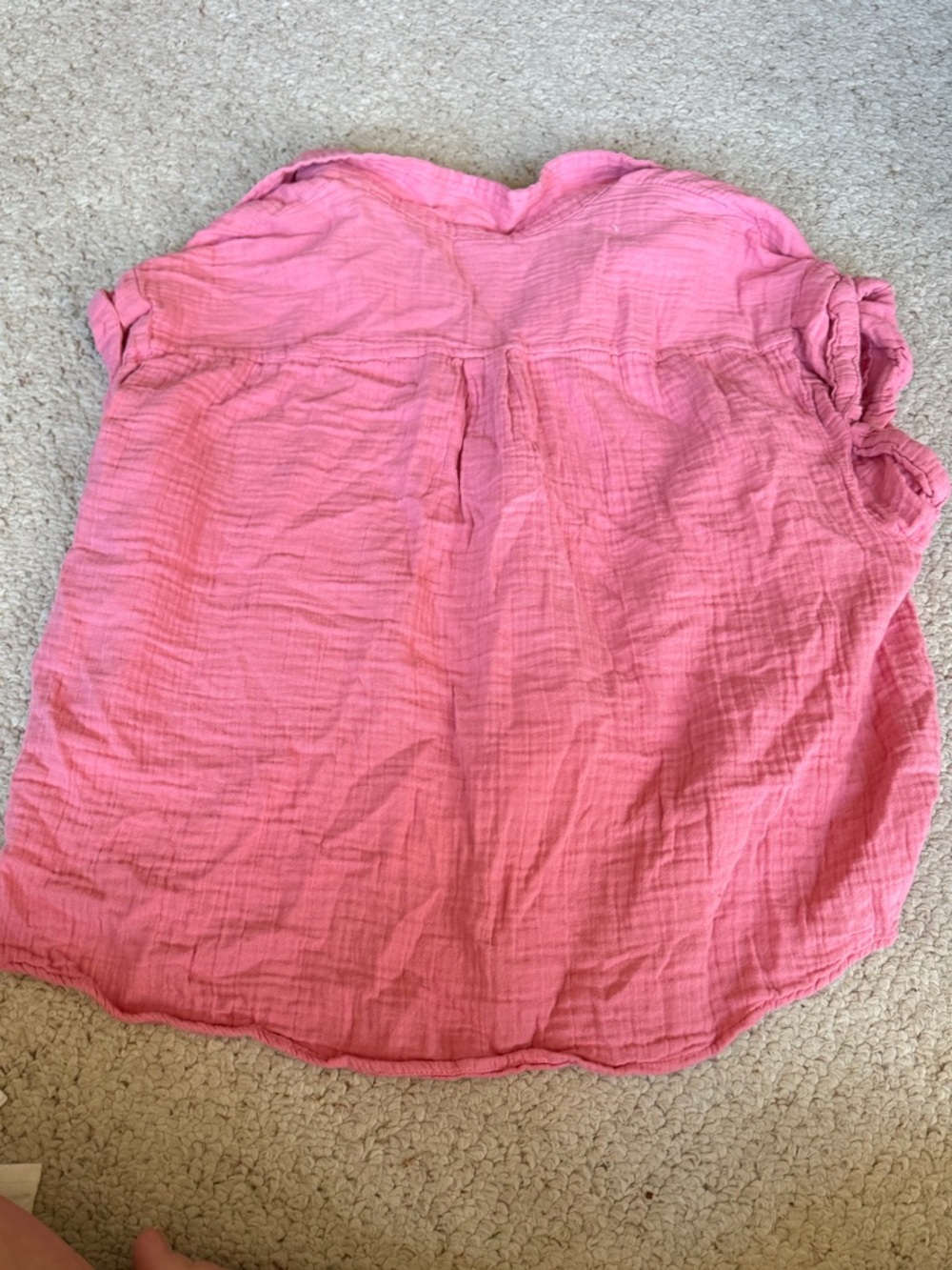 Old Navy Rose Pink Short-Sleeve Button-Down Shirt - Picture 4 of 5